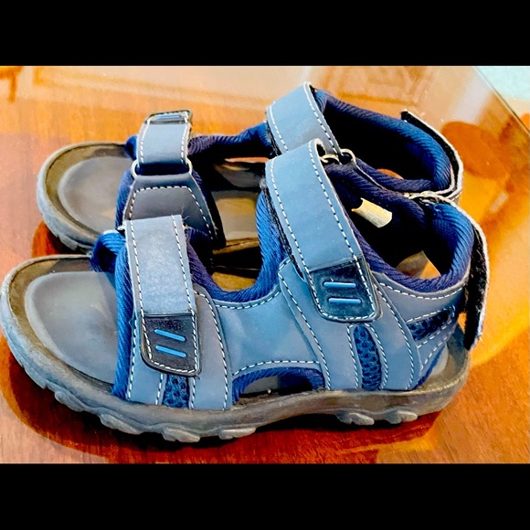 Little boys Sandals, Navy shoes with velcro, Size 9 little boy sandals 🌀🎈🌀 - Picture 1 of 14